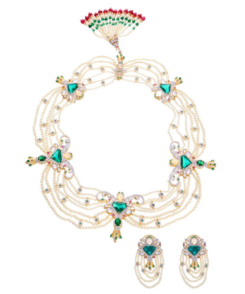 Mohak Panna Necklace Set