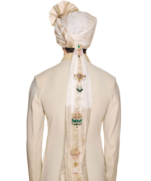 Entangle Choti Brooches